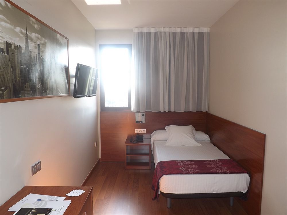 Hotel Reus Park Εξωτερικό φωτογραφία