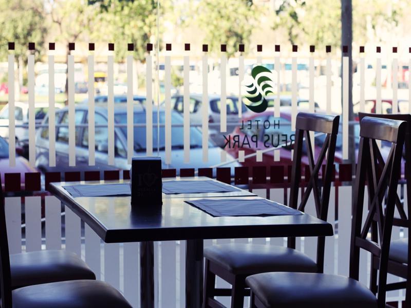 Hotel Reus Park Εξωτερικό φωτογραφία