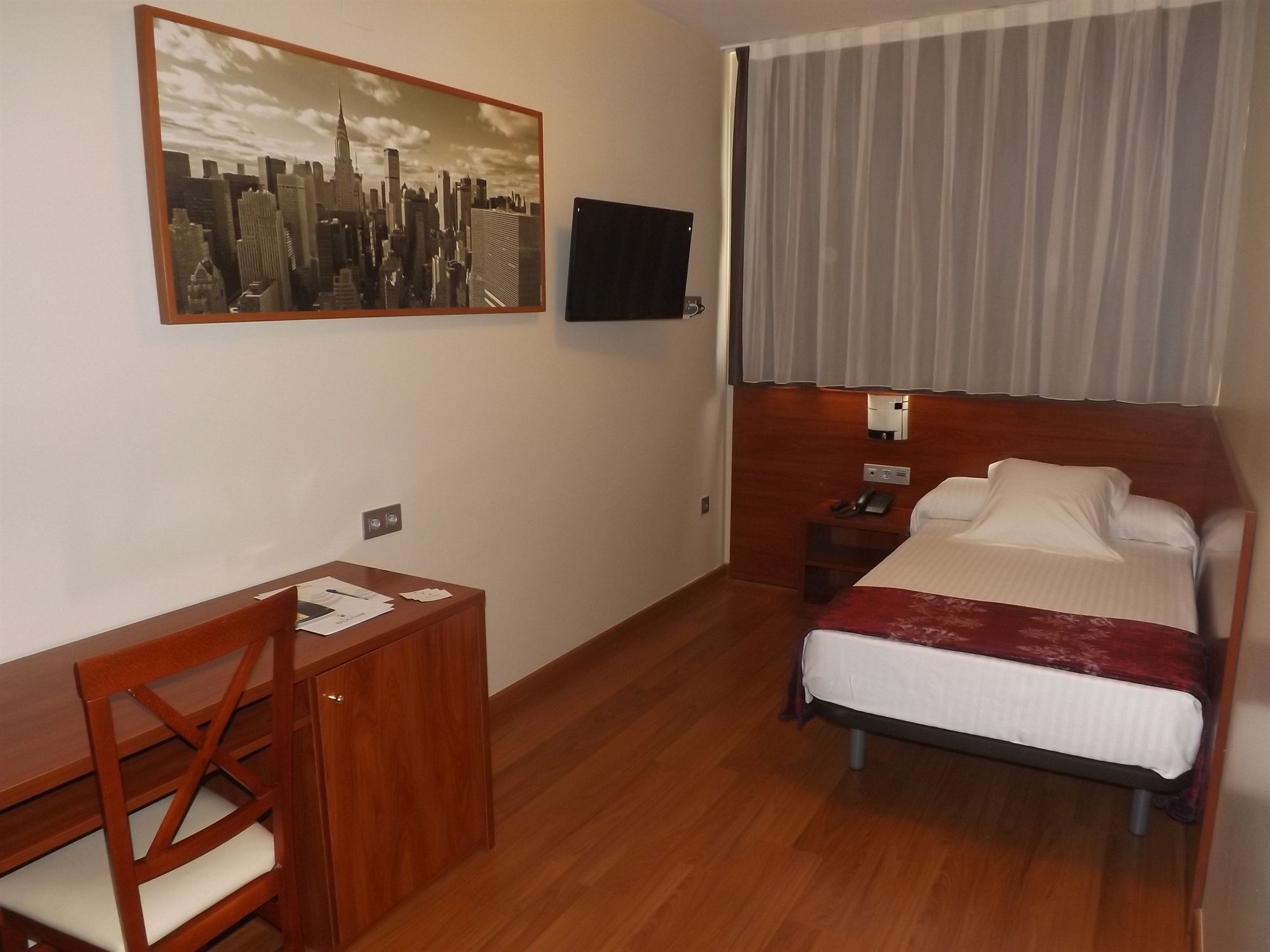 Hotel Reus Park Εξωτερικό φωτογραφία